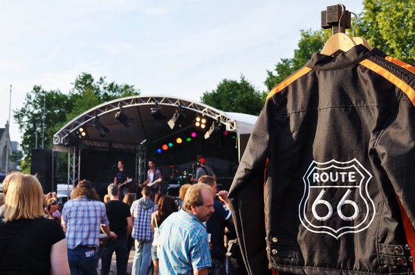 Harley PartyII 2010   124.jpg